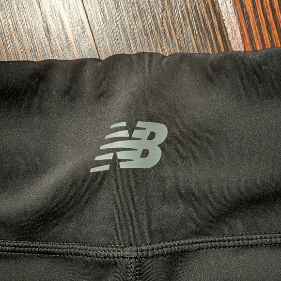 New Balance Women's Tights - Picture 4 of 4